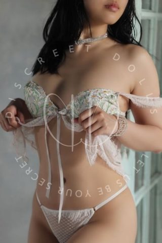 Meii, 23 years old  escort in Toronto