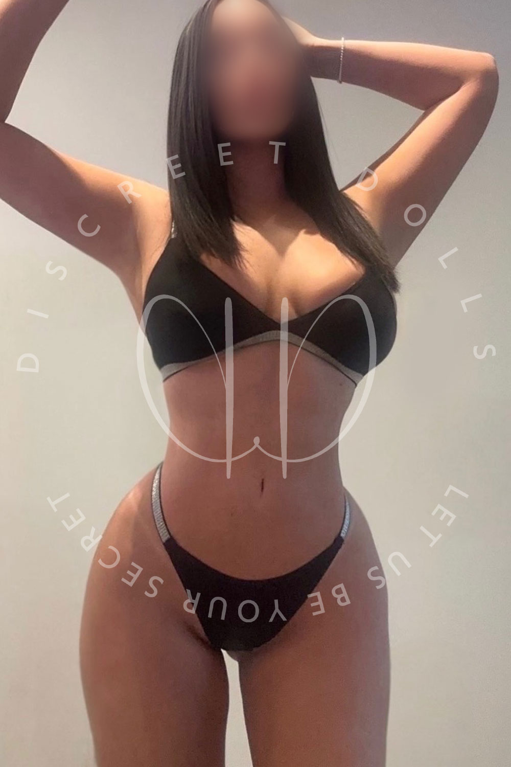 Jade-Brunette-Spinner-Toronto - Escort Companion